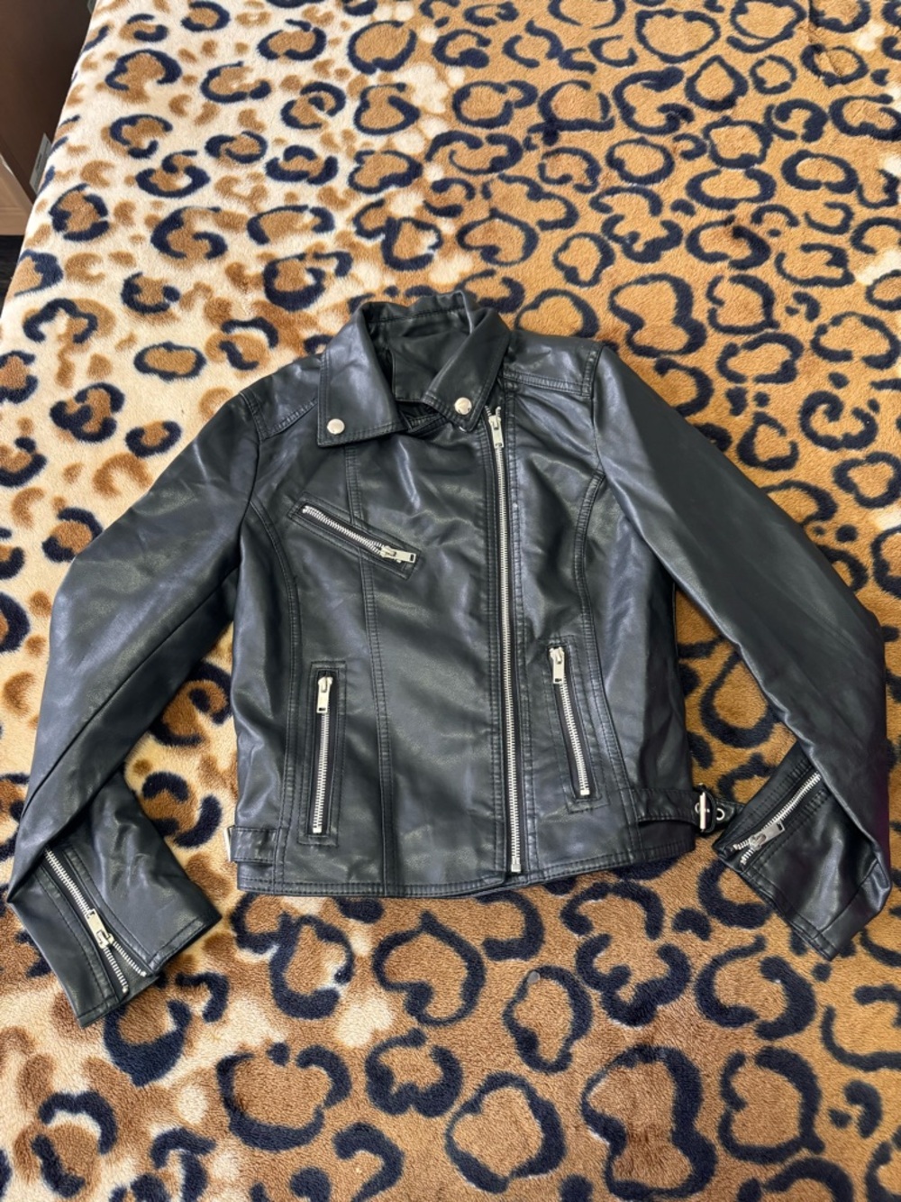 SHEIN Black Faux Leather Asymmetrical Moto Jacket